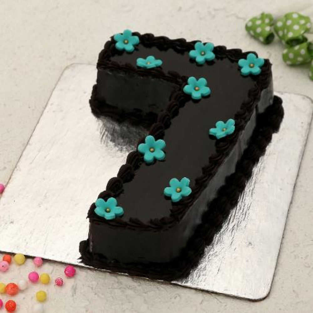 No 7 unicorn themed cake for sweet... - Sugar & Spice AOR | Facebook
