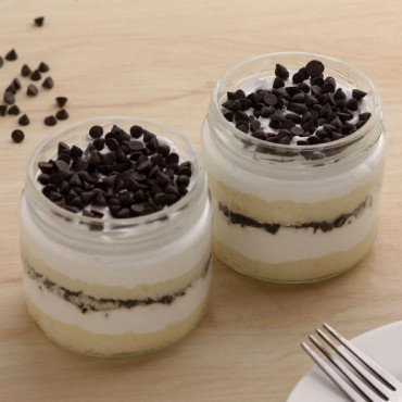 Choco Vanilla Cream Cake Jar