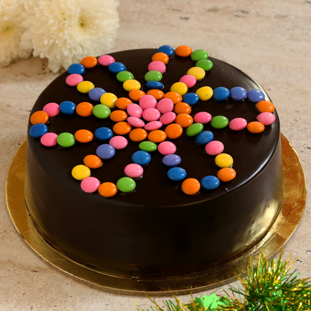 Order Online Delightful Kitkat Gems Cake - Winni | Winni.in