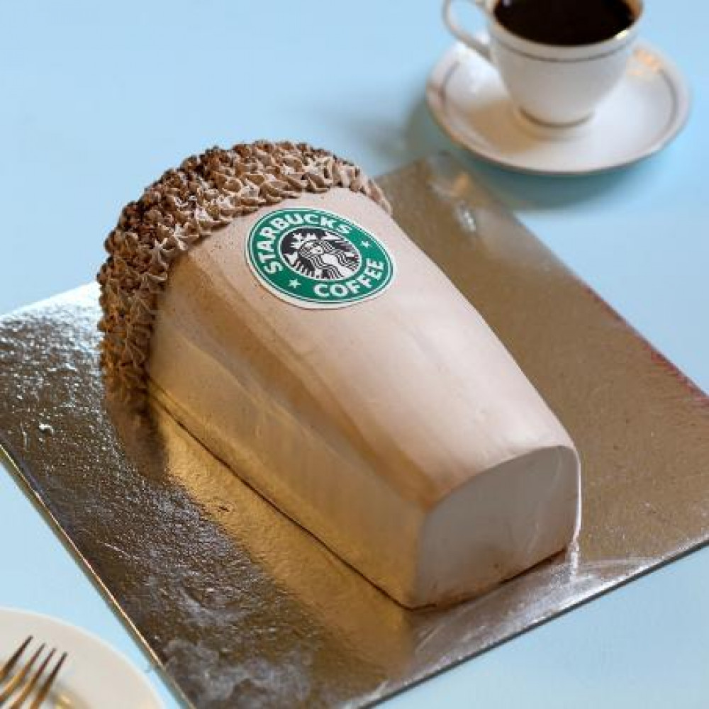CHUCAKES : Starbucks Cake + Girl