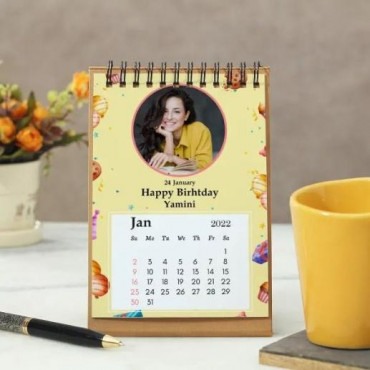 Famil Birthdays Personalized Spiral 2022 Desk Calendar 1