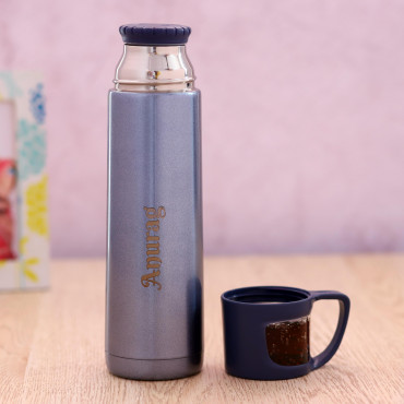  Personalized Vacuum Bottle  with a cup on the lid