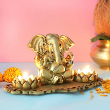 Ganpati with Lotus Shape T light holder