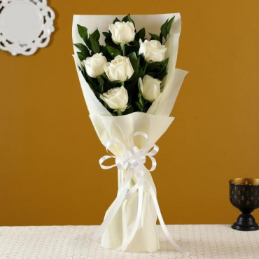 Heavenly White Roses Bunch
