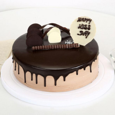 Kiss Day Chocolate Cake