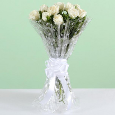 Pure Elegance 18 White Roses Bunch