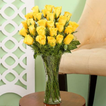Yellow Roses Friendship Vase