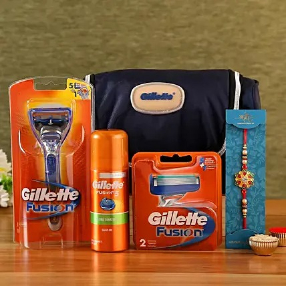 Gillette Fusion Gift Pack with Free Gillette Kit Bag at best price in Delhi